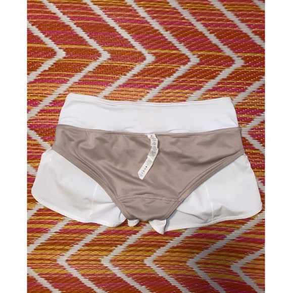 🤍LULULEMON🤍 ☆ Shorts ☆ ***SOLD*** - Picture 3 of 10